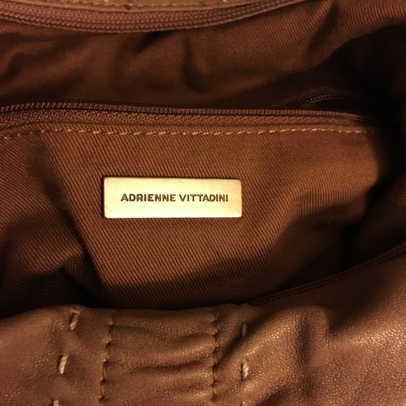 Adrienne Vittadini Butter soft purse - Picture 4 of 8